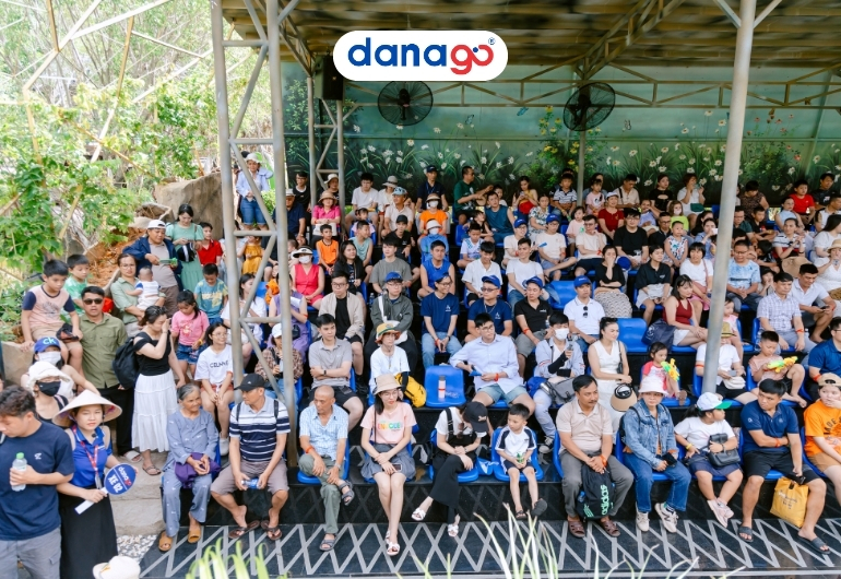 Nui Than Tai day tour